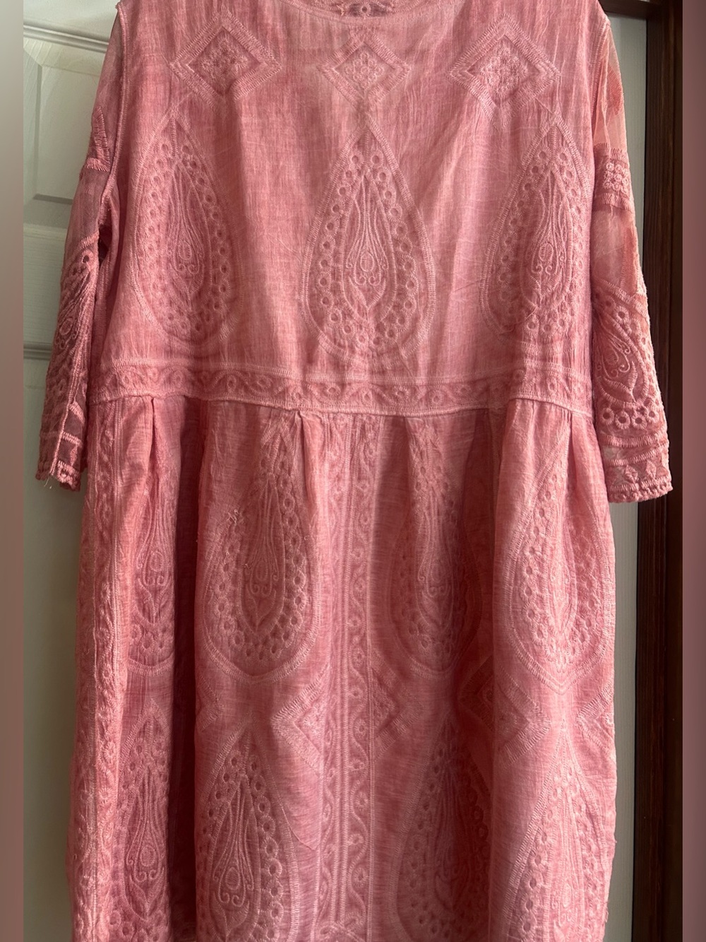 Konadaily Embroidered Rose-Pink V‑Neck Midi Dress - Picture 7 of 8
